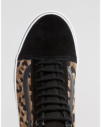 schwarze Turnschuhe mit Leopardenmuster von Vans