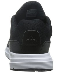 schwarze Turnschuhe von adidas