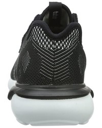 schwarze Turnschuhe von adidas