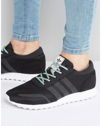 schwarze Turnschuhe von adidas