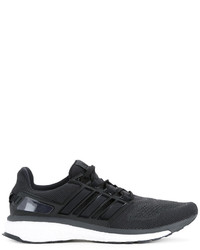 schwarze Turnschuhe von adidas