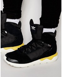 schwarze Turnschuhe von adidas