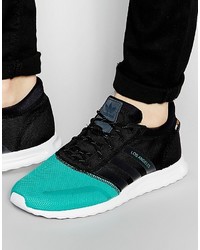 schwarze Turnschuhe von adidas