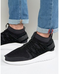 schwarze Turnschuhe von adidas