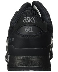 schwarze Turnschuhe von Asics