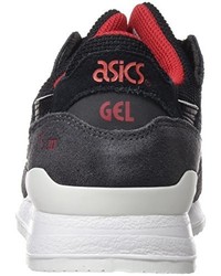 schwarze Turnschuhe von Asics