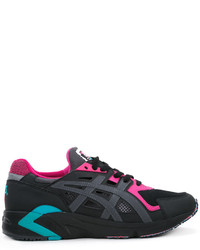 schwarze Turnschuhe von Asics