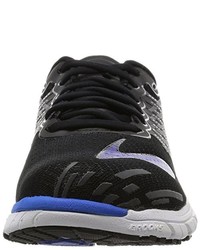 schwarze Turnschuhe von Brooks