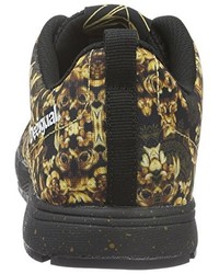 schwarze Turnschuhe von Desigual