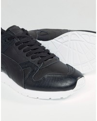 schwarze Turnschuhe von Puma