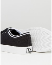 schwarze Turnschuhe von Fred Perry