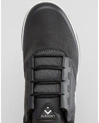 schwarze Turnschuhe von Lacoste