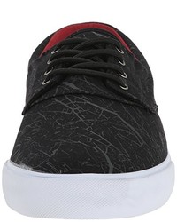 schwarze Turnschuhe von Lakai