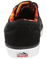 schwarze Turnschuhe von Lakai