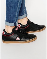 schwarze Turnschuhe von Le Coq Sportif