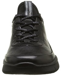 schwarze Turnschuhe von Mephisto