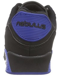 schwarze Turnschuhe von Nebulus