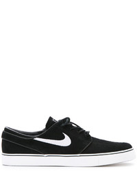 schwarze Turnschuhe von Nike