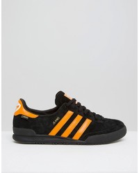 schwarze Turnschuhe von adidas