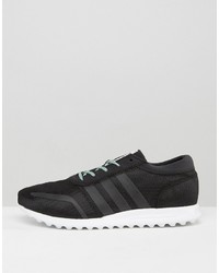 schwarze Turnschuhe von adidas