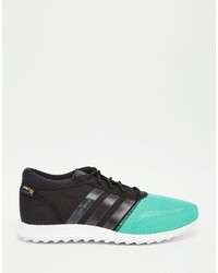 schwarze Turnschuhe von adidas