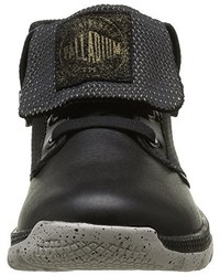 schwarze Turnschuhe von Palladium