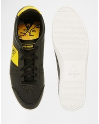 schwarze Turnschuhe von Le Coq Sportif