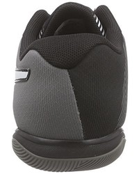 schwarze Turnschuhe von Puma