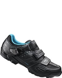 schwarze Turnschuhe von Shimano