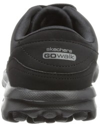 schwarze Turnschuhe von Skechers