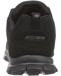 schwarze Turnschuhe von Skechers