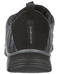 schwarze Turnschuhe von Skechers