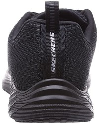 schwarze Turnschuhe von Skechers