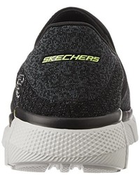 schwarze Turnschuhe von Skechers