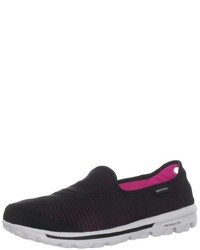 schwarze Turnschuhe von Skechers