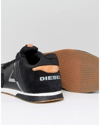 schwarze Turnschuhe von Diesel