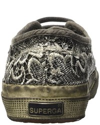 schwarze Turnschuhe von Superga