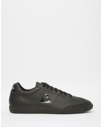 schwarze Turnschuhe von Le Coq Sportif