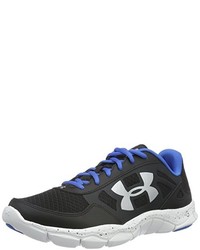 schwarze Turnschuhe von Under Armour