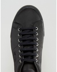 schwarze Turnschuhe von Fred Perry