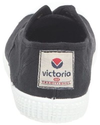 schwarze Turnschuhe von Victoria