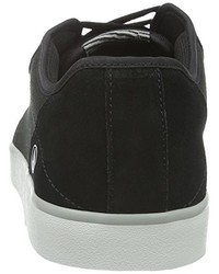 schwarze Turnschuhe von Volcom