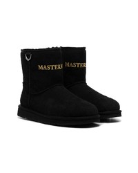 schwarze Ugg Stiefel von Mastermind Japan