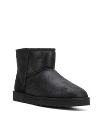 schwarze Ugg Stiefel von UGG