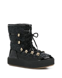 schwarze Ugg Stiefel von Chiara Ferragni