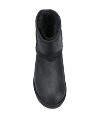 schwarze Ugg Stiefel von UGG