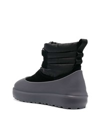 schwarze Ugg Stiefel von UGG