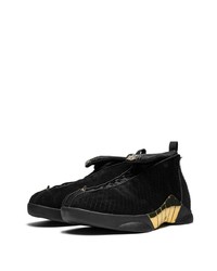 schwarze und goldene hohe Sneakers von Jordan