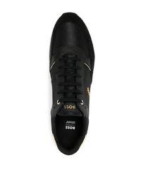 schwarze und goldene Sportschuhe von BOSS