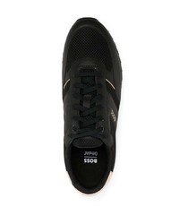 schwarze und goldene Sportschuhe von Hugo